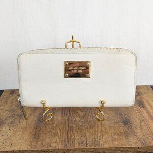 Michael Kors Ivory Zip Wallet – Pebbled Leather – Gold Logo Plate
